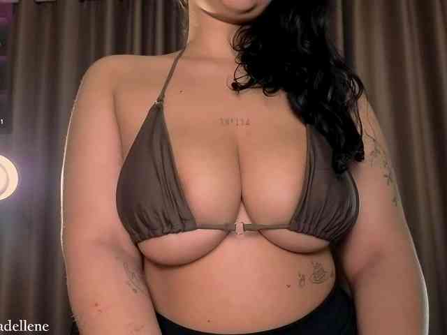 Adellene webcam