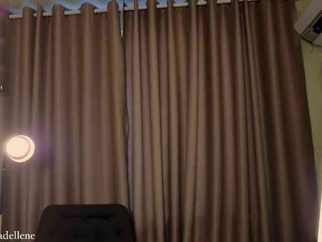 Adellene webcam