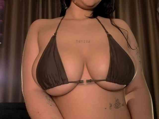 Adellene webcam