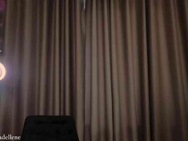 Adellene webcam