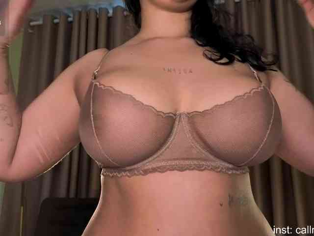 Adellene webcam