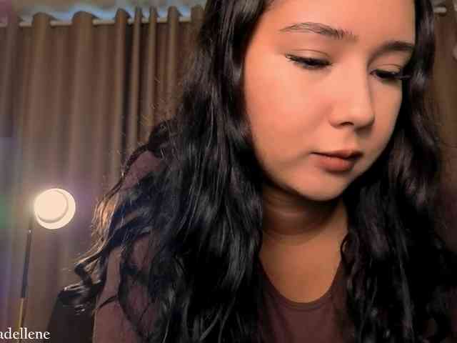Adellene webcam