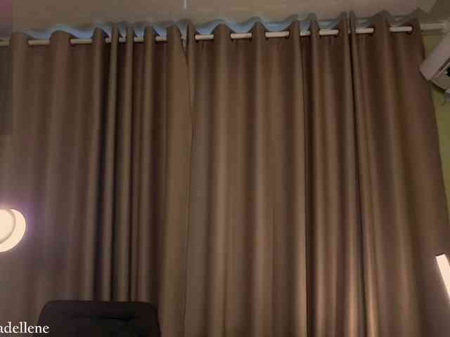 Adellene webcam