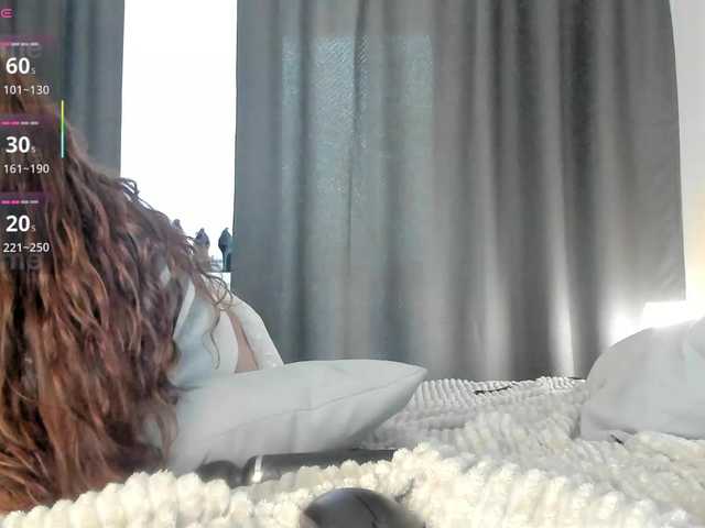 Luckydicewow live cam on BongaCams