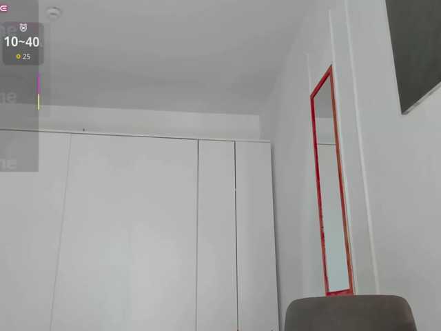 Luckydicewow live cam on BongaCams