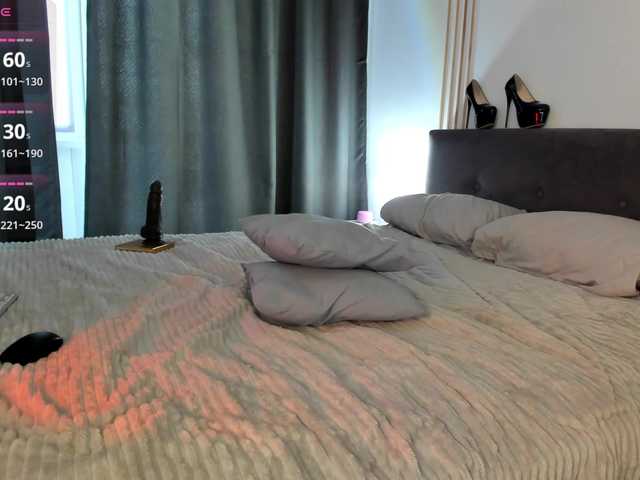 Luckydicewow's BongaCams show and profile