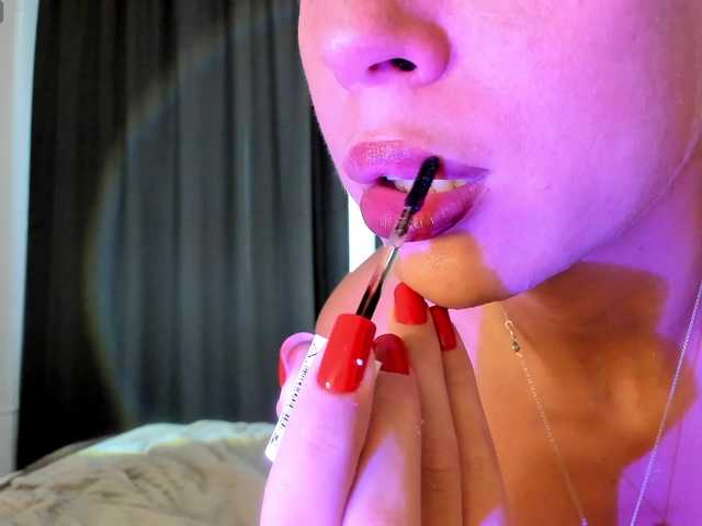 Luckydicewow live cam on BongaCams