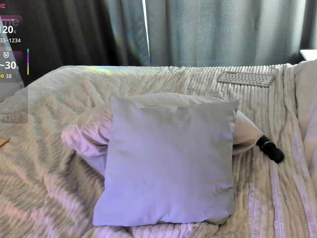 Luckydicewow live cam on BongaCams