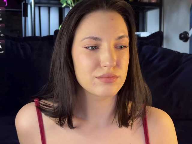 -Your-Michelle-'s BongaCams show and profile