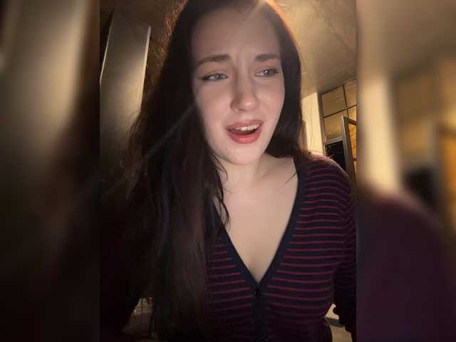 -Your-Michelle-, en vivo ahora en BongaCams