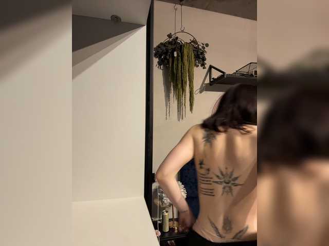 -your-michelle- live sex show