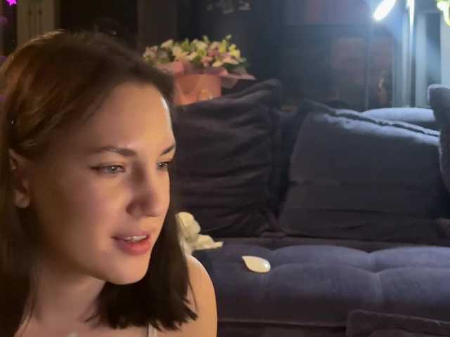 -Your-Michelle-'s BongaCams show and profile