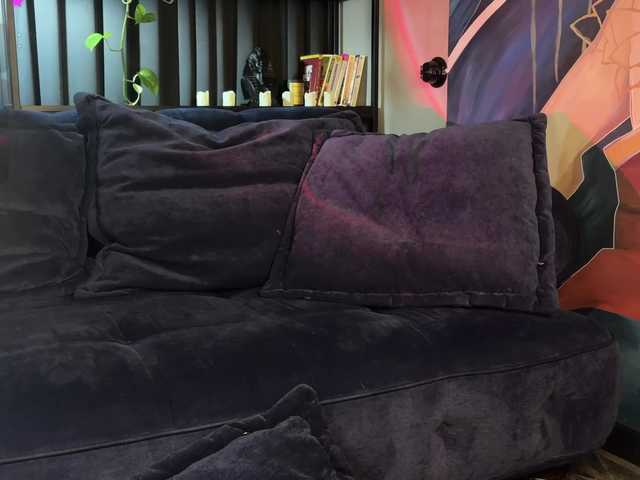 -Your-Michelle-'s BongaCams show and profile