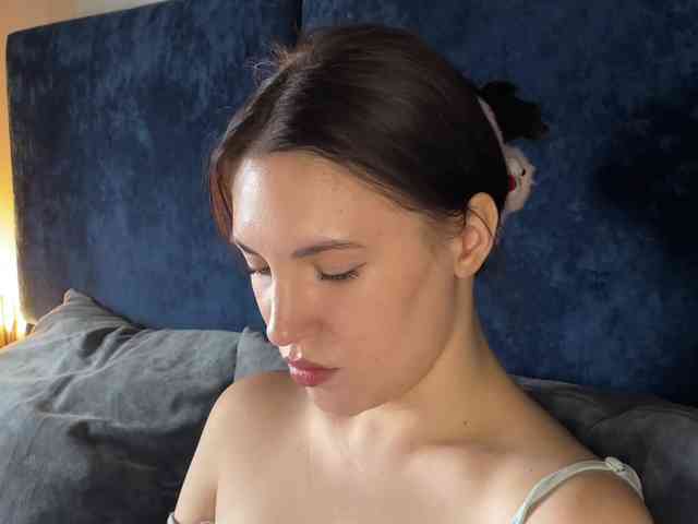 -Your-Michelle- webcam