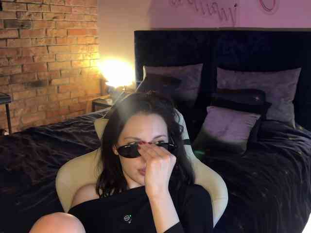 -Your-Michelle- webcam