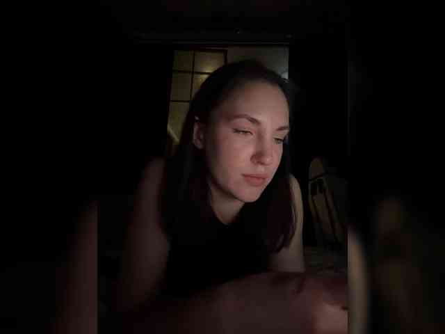 -Your-Michelle- webcam