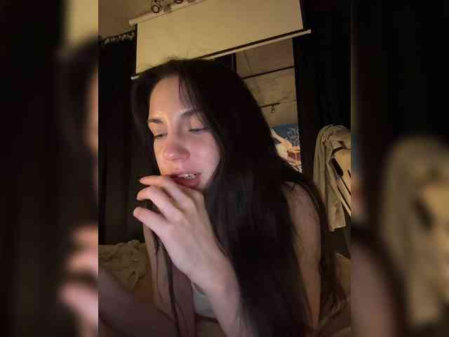 -Your-Michelle- webcam