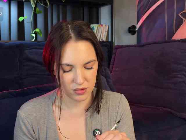 -Your-Michelle- webcam