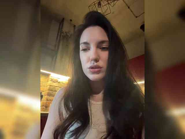 -your-michelle-'s cam show statistics and live stream