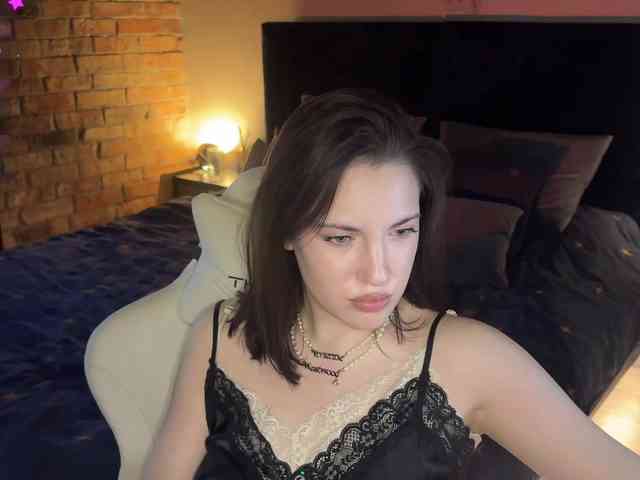 -Your-Michelle- webcam
