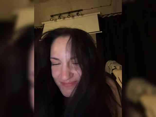 -Your-Michelle- webcam
