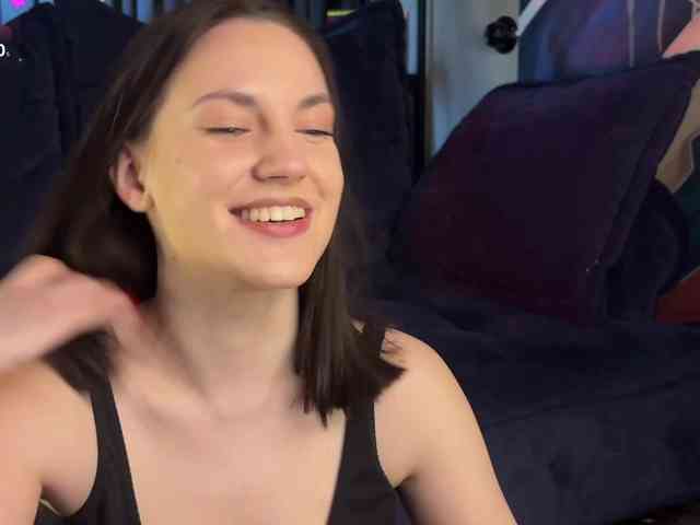 -Your-Michelle- webcam