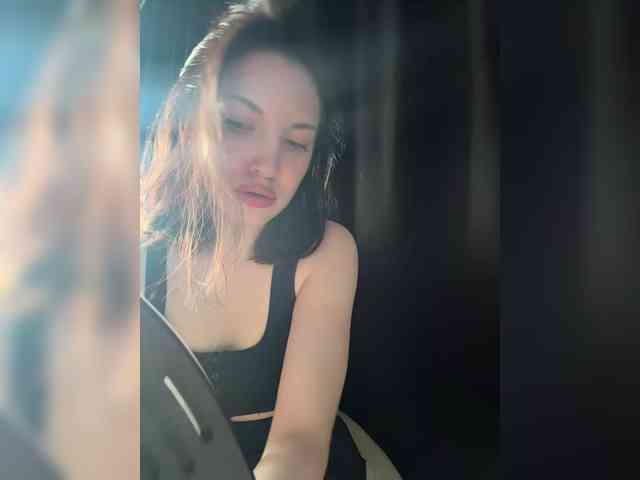 -Your-Michelle- webcam