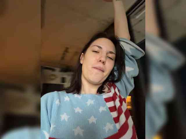 -Your-Michelle- webcam