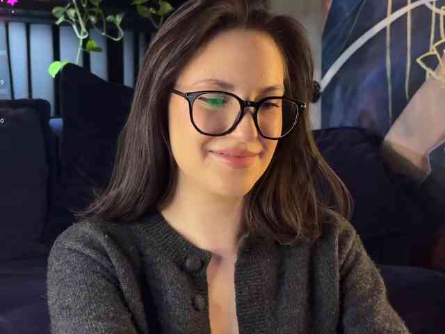 -Your-Michelle- webcam