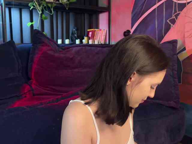 -Your-Michelle- webcam