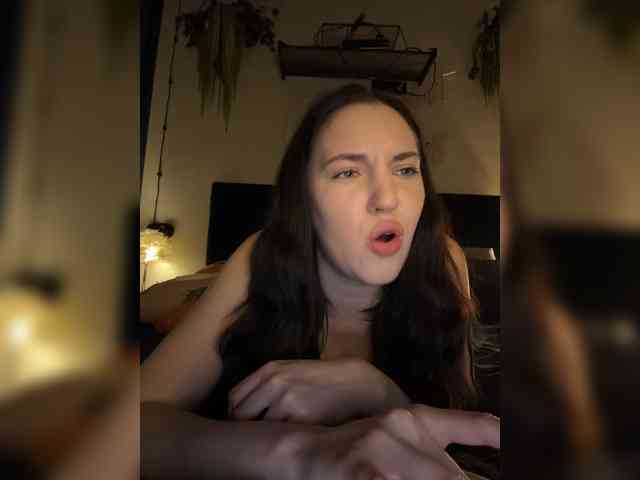 -Your-Michelle- webcam
