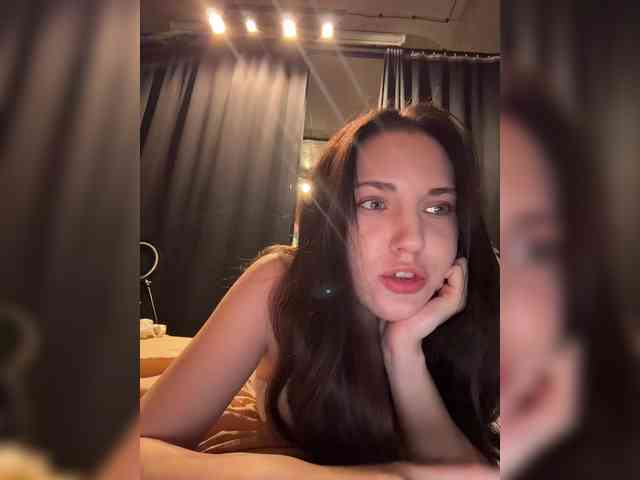 -Your-Michelle- webcam