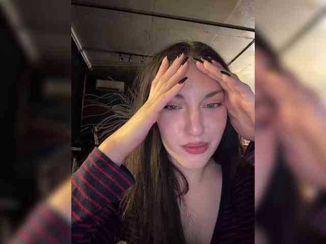 -Your-Michelle- webcam