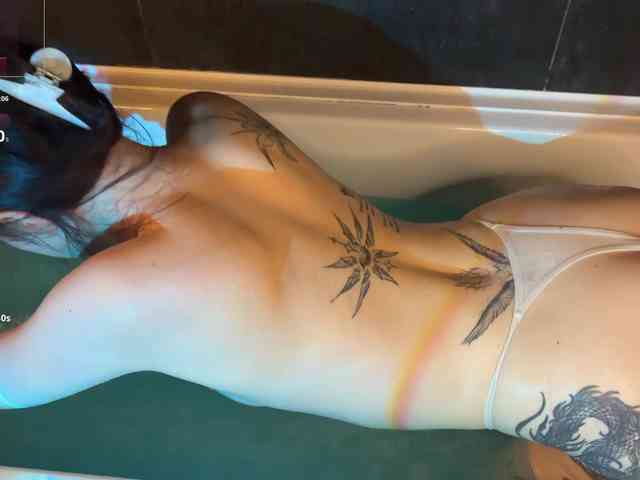 -Your-Michelle- webcam