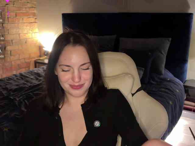 -Your-Michelle- webcam