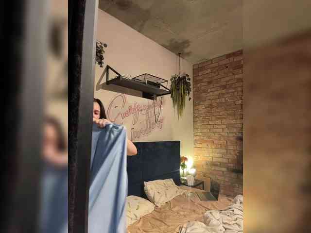 -Your-Michelle- webcam