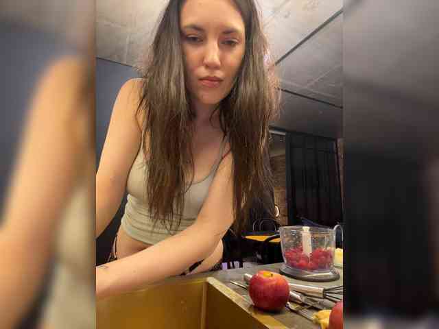 -Your-Michelle- webcam