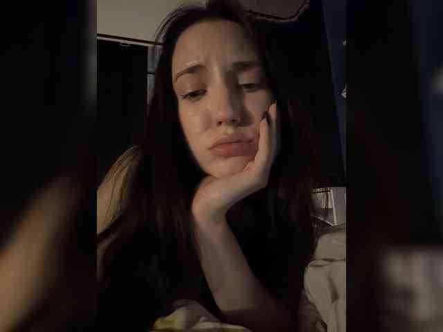 -Your-Michelle- webcam