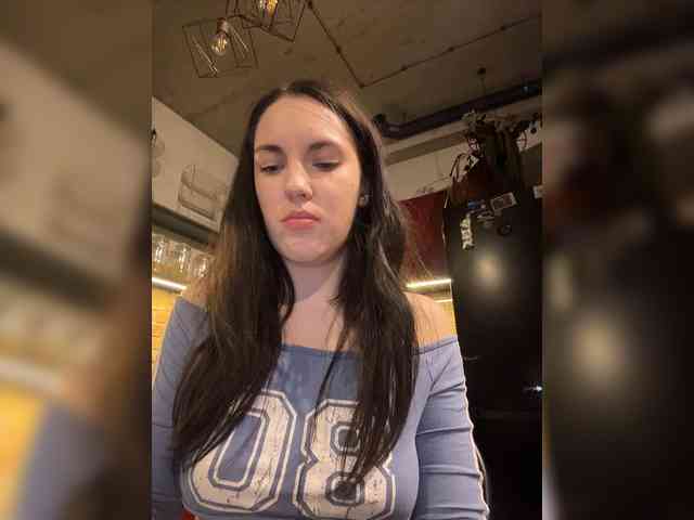 -Your-Michelle- webcam