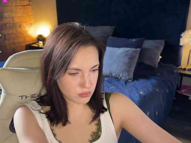 -Your-Michelle- webcam
