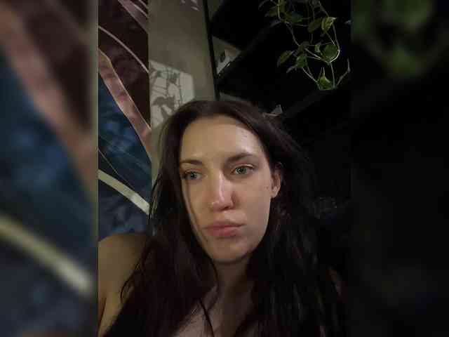 -Your-Michelle- webcam