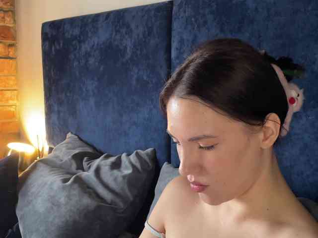 -Your-Michelle- webcam