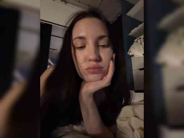 -Your-Michelle- webcam