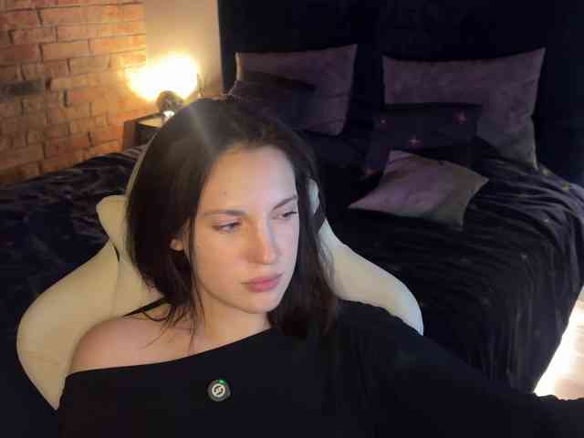 -Your-Michelle- webcam