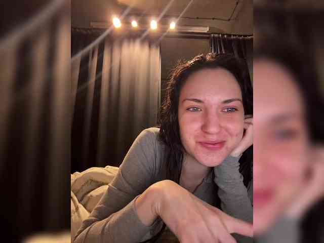 -Your-Michelle- webcam