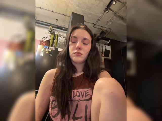 -Your-Michelle- webcam