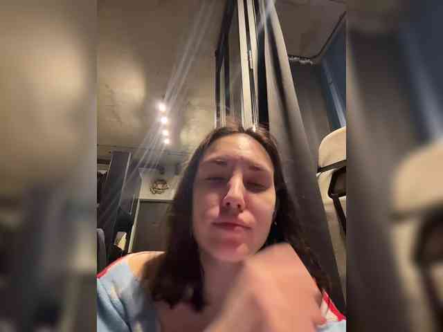 -Your-Michelle- webcam