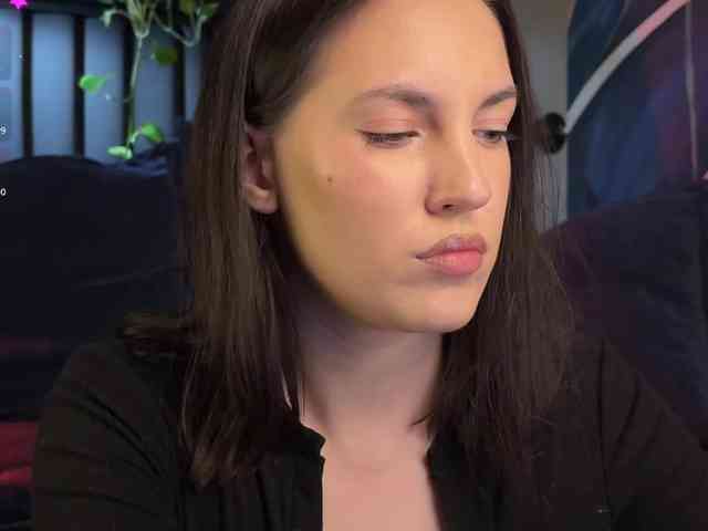 -Your-Michelle- webcam