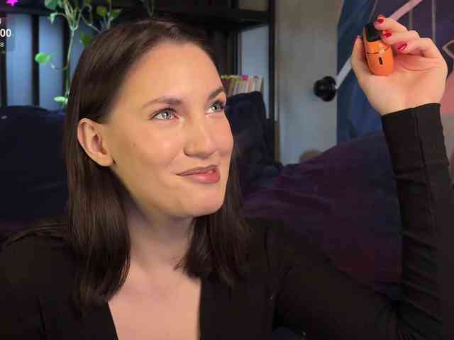 -Your-Michelle- webcam