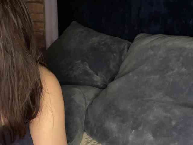 -Your-Michelle- webcam